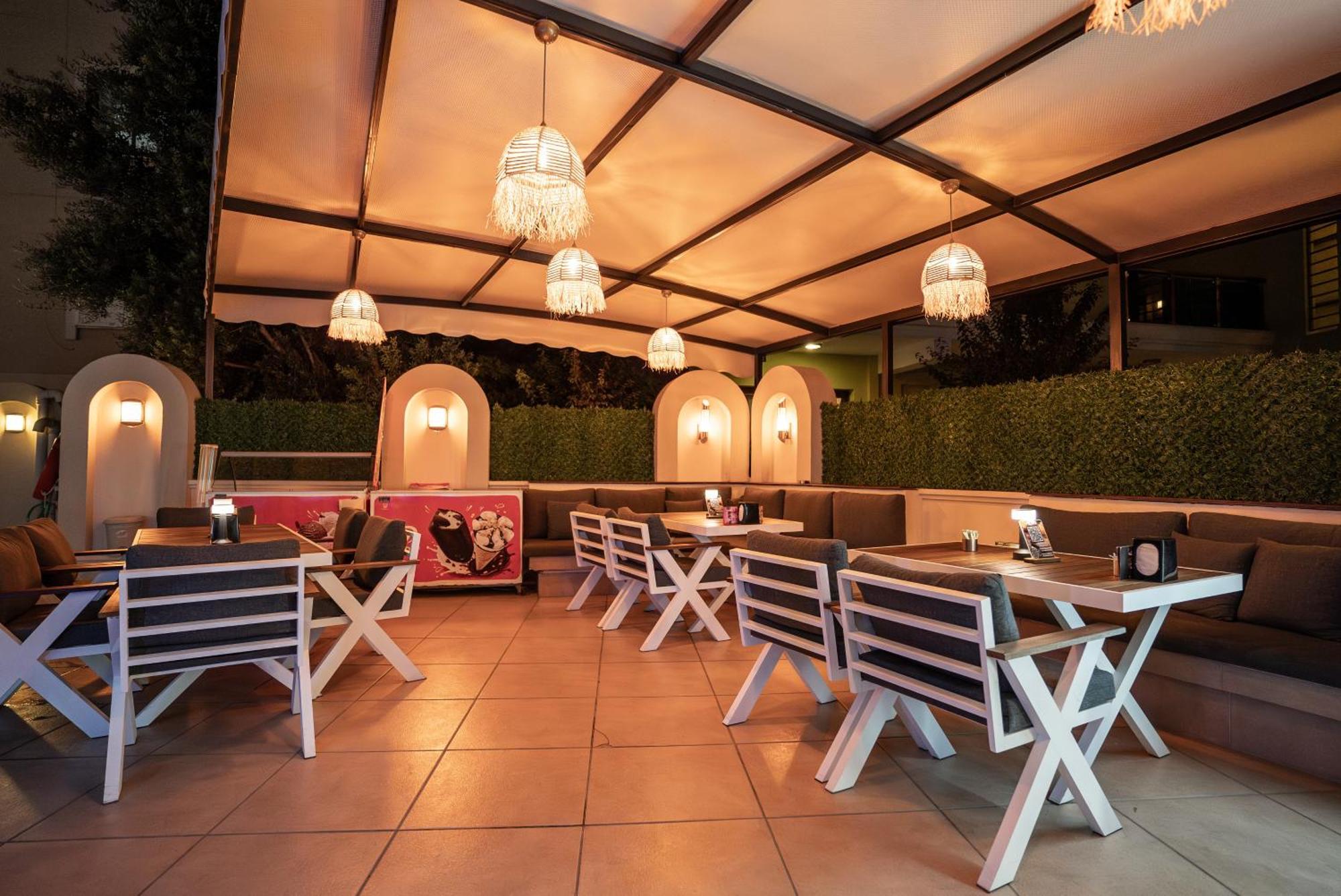Club Karakas Apart Otel Marmaris Exteriör bild