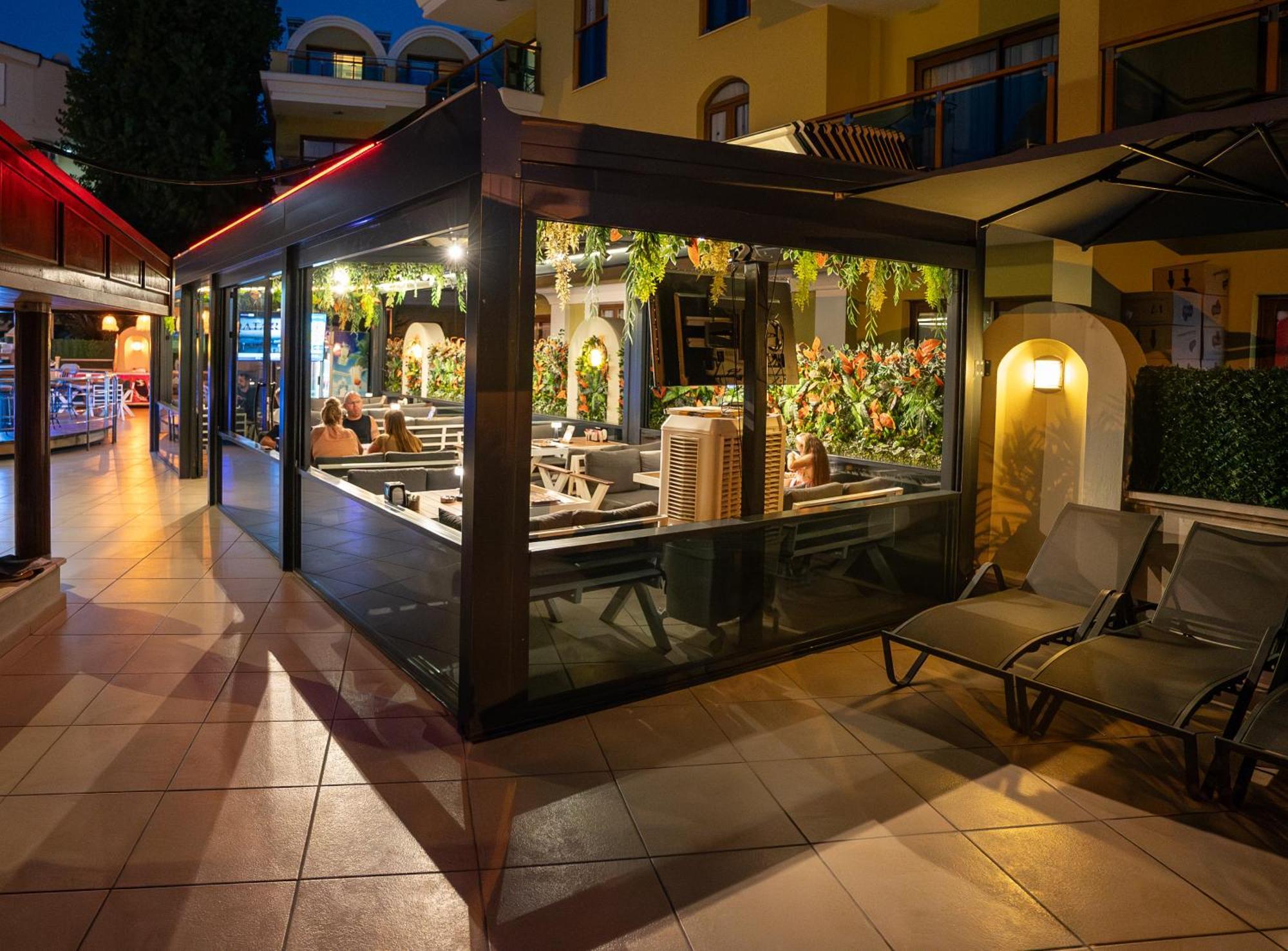 Club Karakas Apart Otel Marmaris Exteriör bild